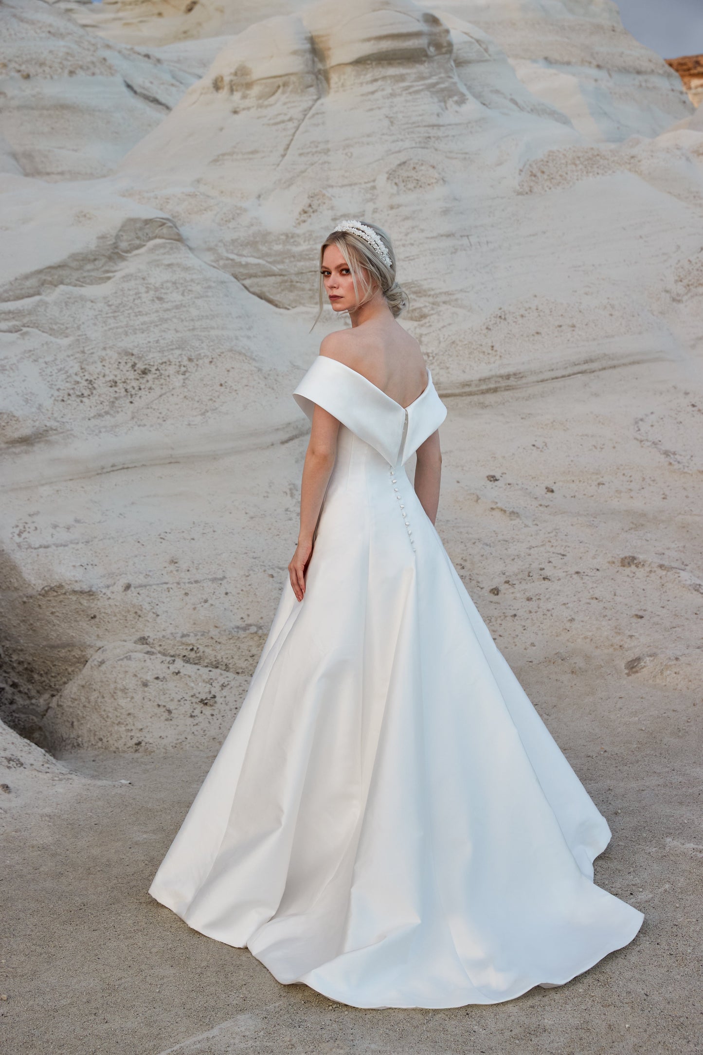 Sassi Holford 'Camilla' Dress.