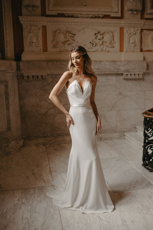 Suzanne Neville 'Caccini' dress. Now £1900!