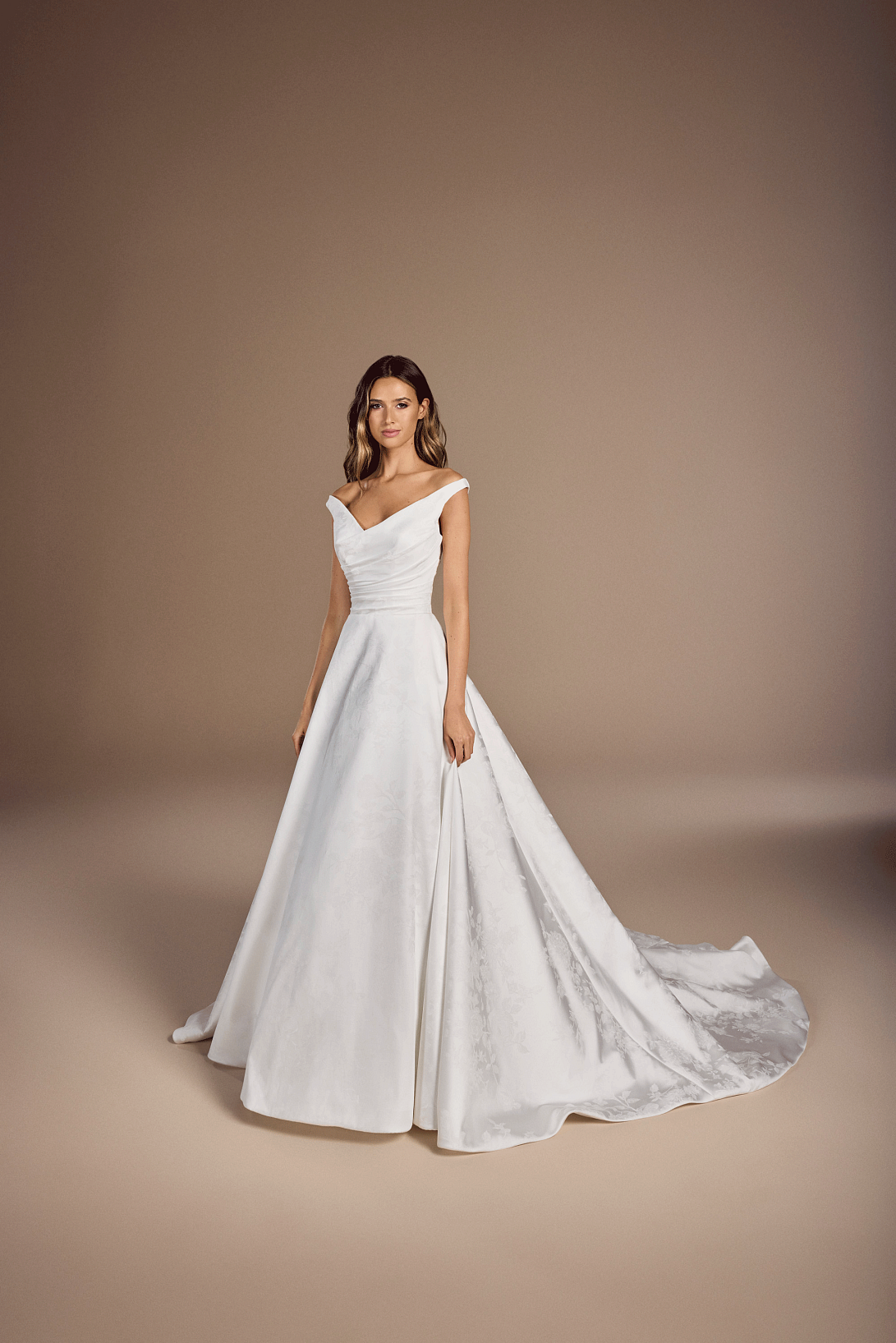 Suzanne Neville 'Ravelli' Ex-Display Shop Sample.