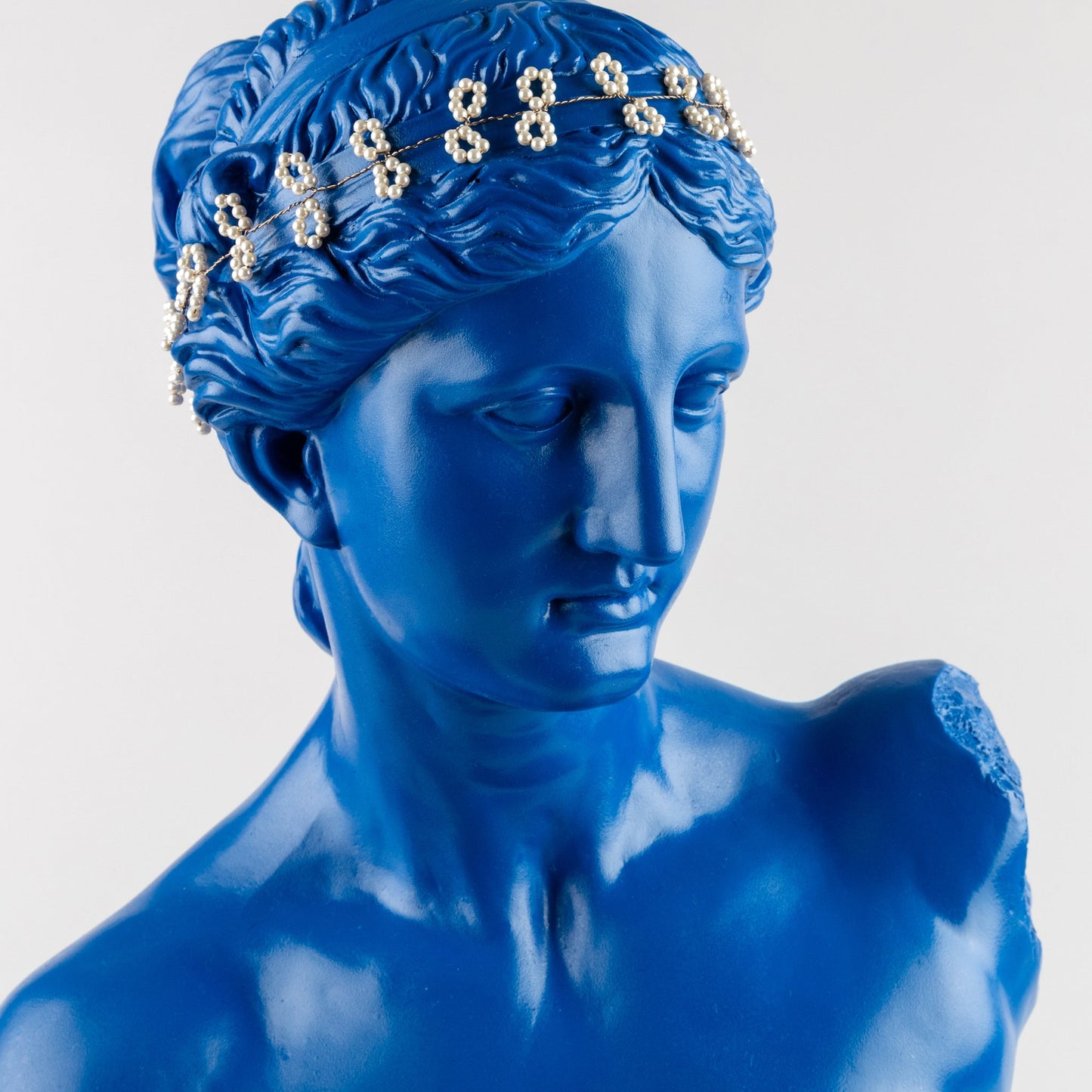 Delicate Pearl Loop Hair Band