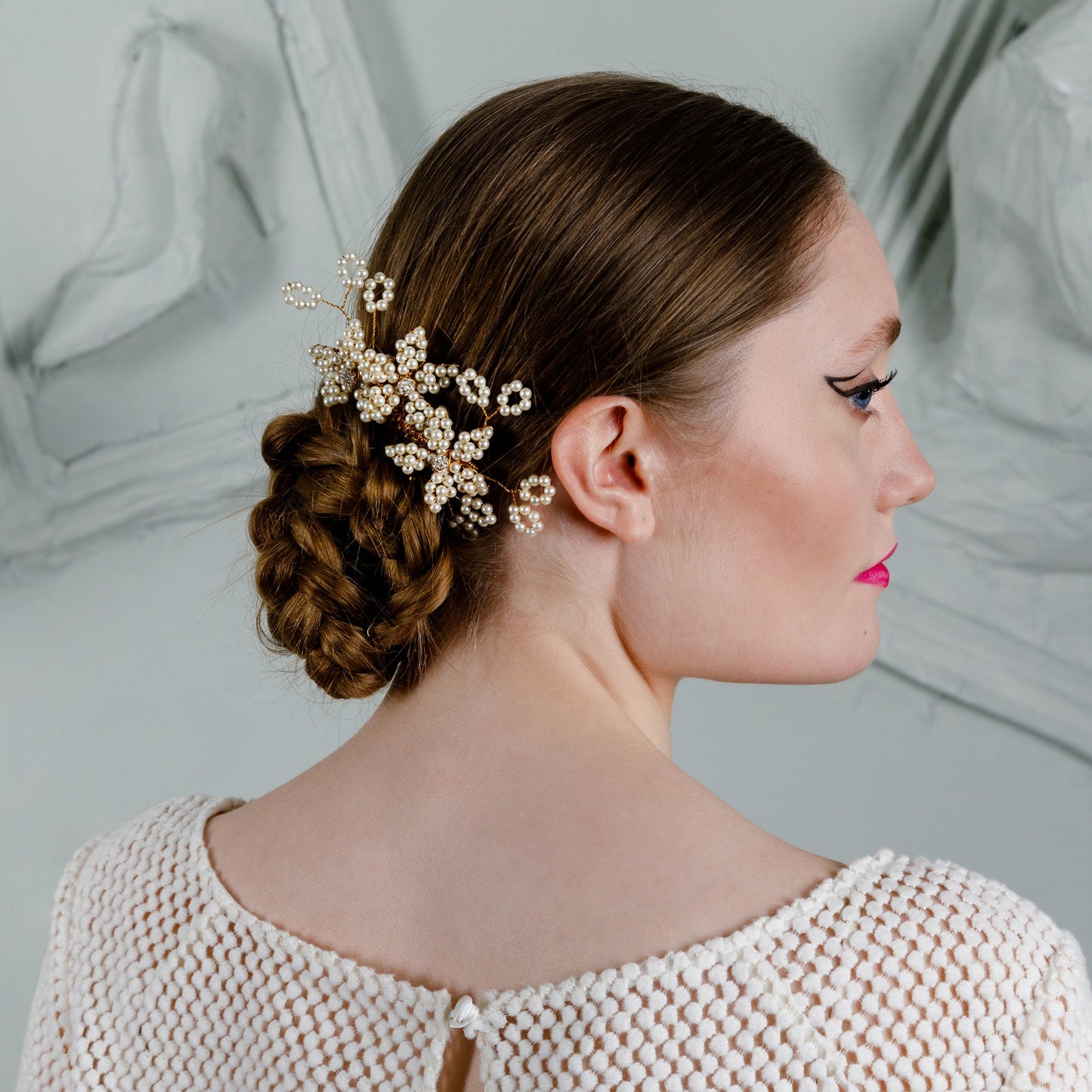 Flower Hair Comb with Ivy Sprigs