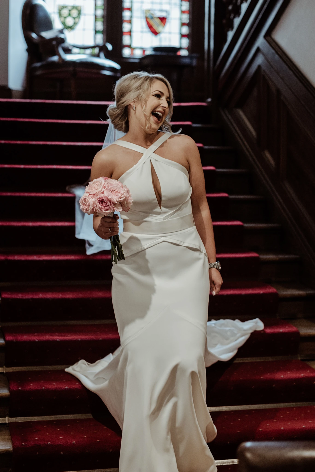 Super gorgeous Jude in her glamorous Suzanne Neville dress.
