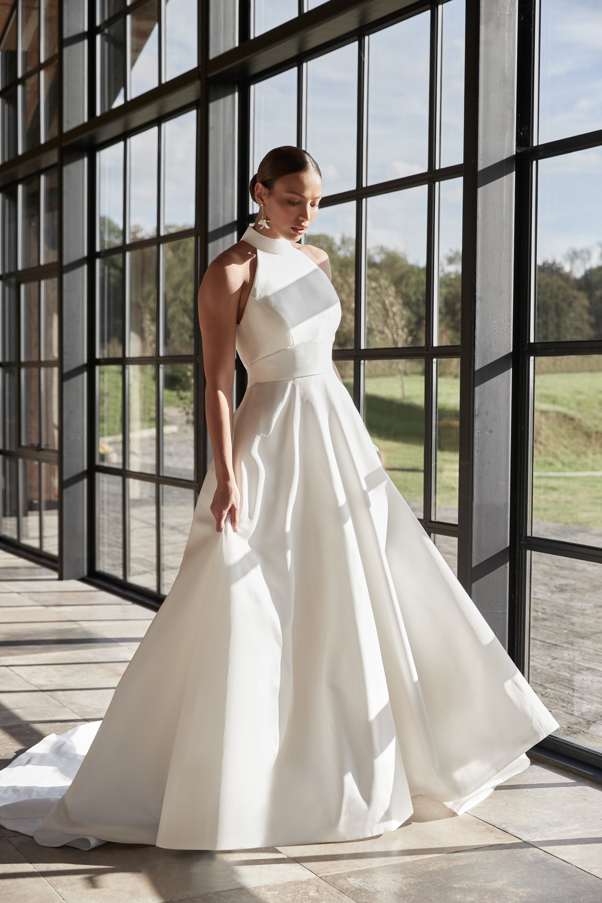 Sassi Holford Best British Wedding Dress Designers Sassi Holford Harriet Wedding Dress Rachel Scott Couture Sassi Holford Best British Wedding Dress Designers Sassi Holford Harriet Wedding Dress Rachel Scott Couture