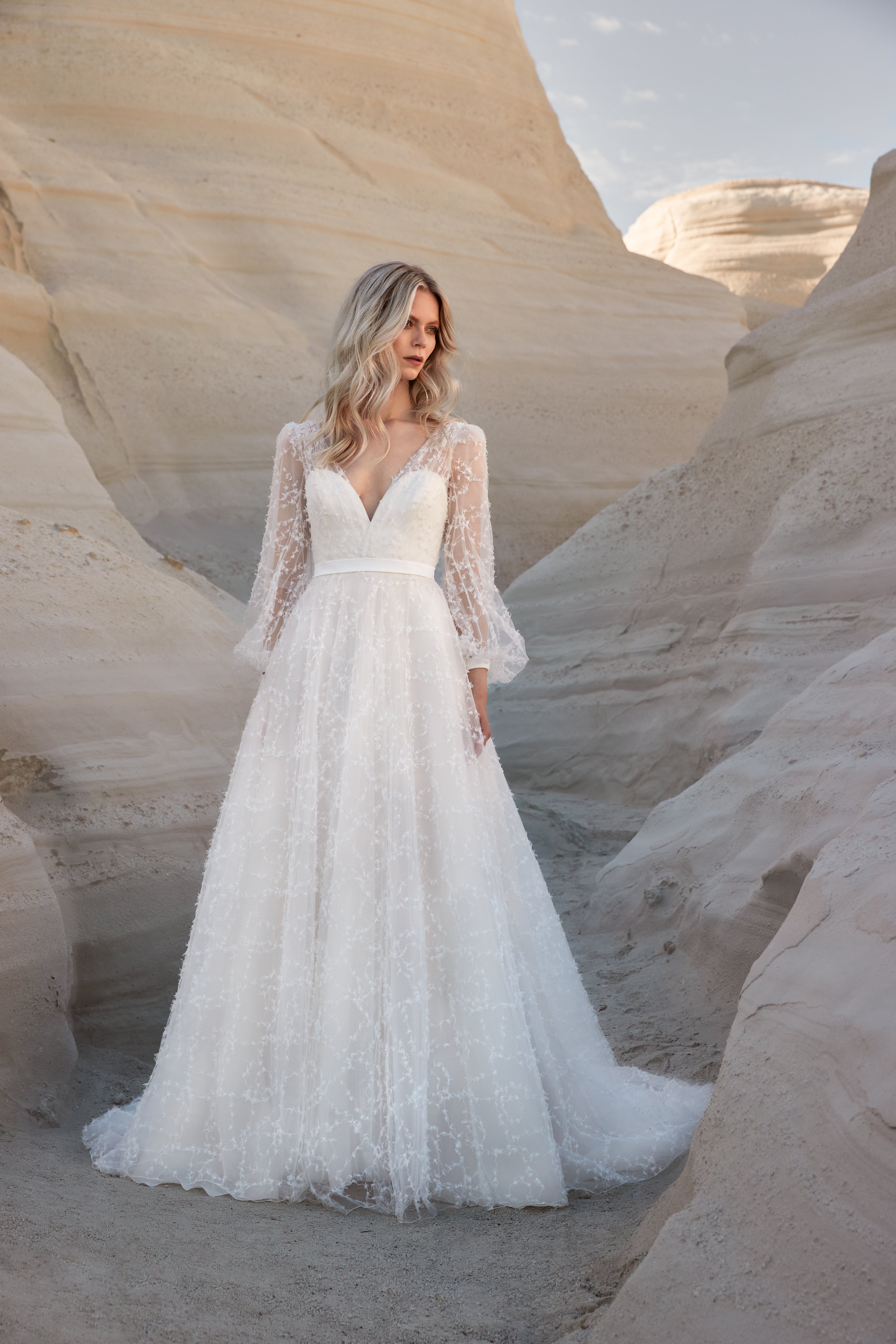 Iris wedding dress hotsell